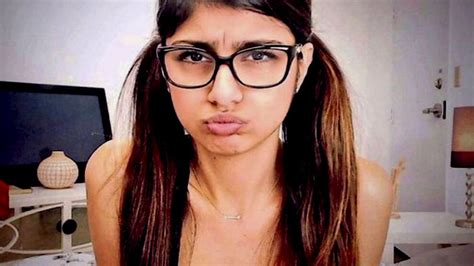 mia kaliffa porno|Mia Khalifa Hardcore Porno Videos 